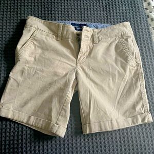 American Eagle khaki shorts
